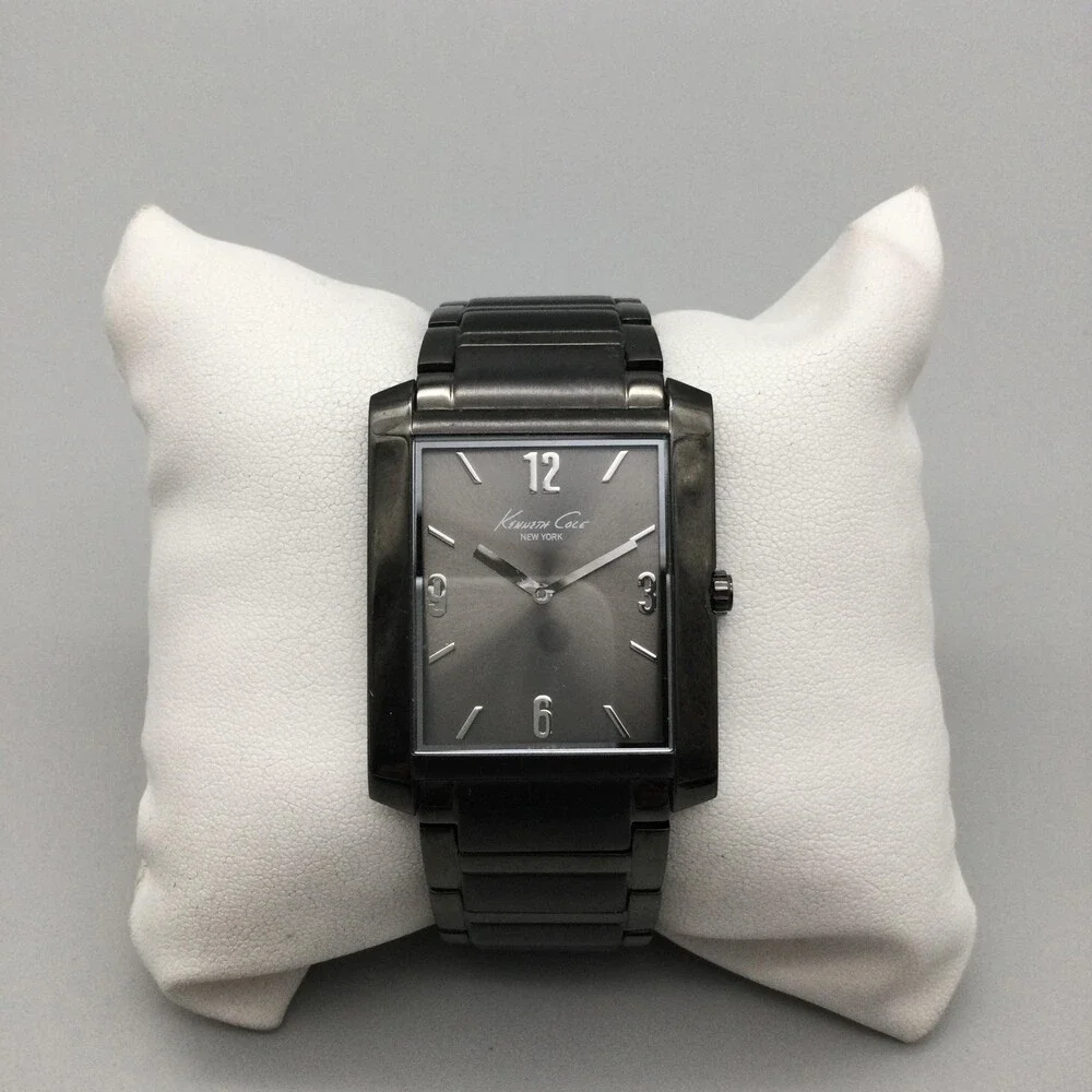 Kenneth Cole Mens Watch 33mm Tank Gunmetal Stainless KC3757 New Battery 7.75